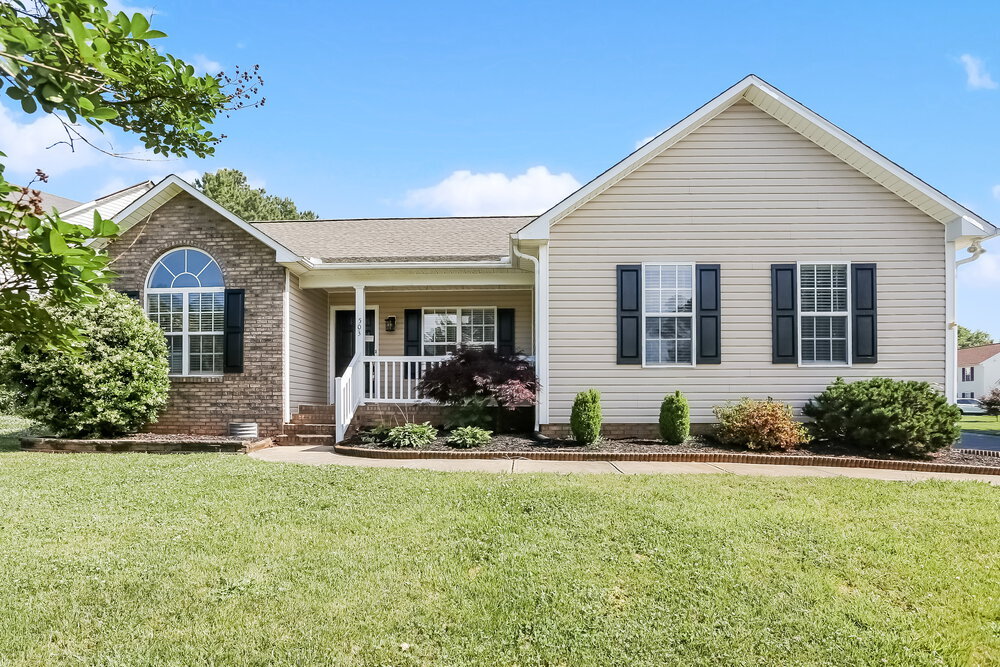 Primary Photo - 503 Riverglen Dr NW