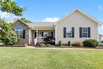 Building Photo - 503 Riverglen Dr NW