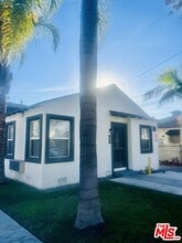 Building Photo - 600 E Chevy Chase Dr