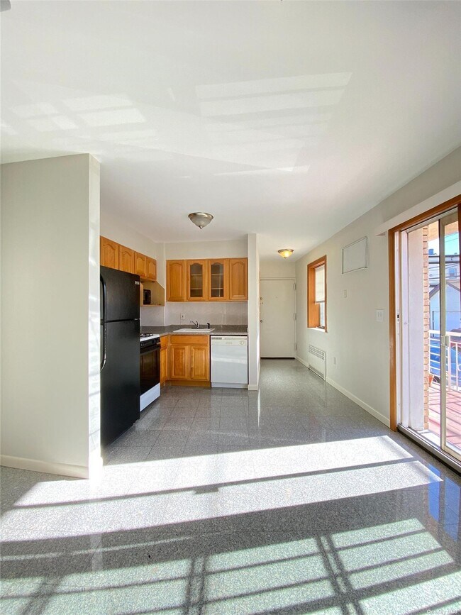 Building Photo - 20-47-47 42nd St