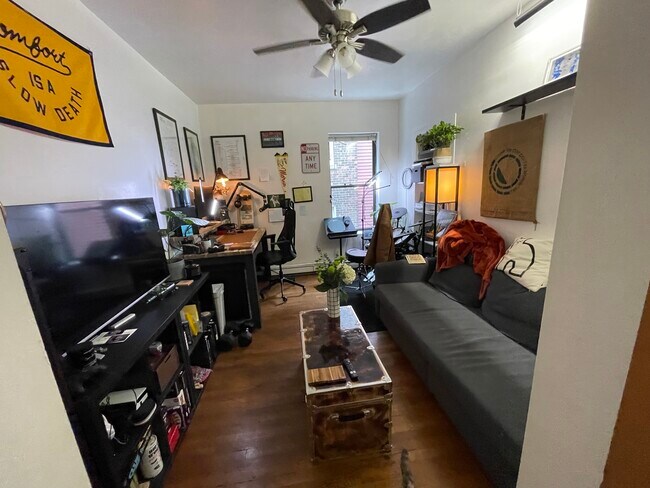 Foto del edificio - 46 Park Vale Ave