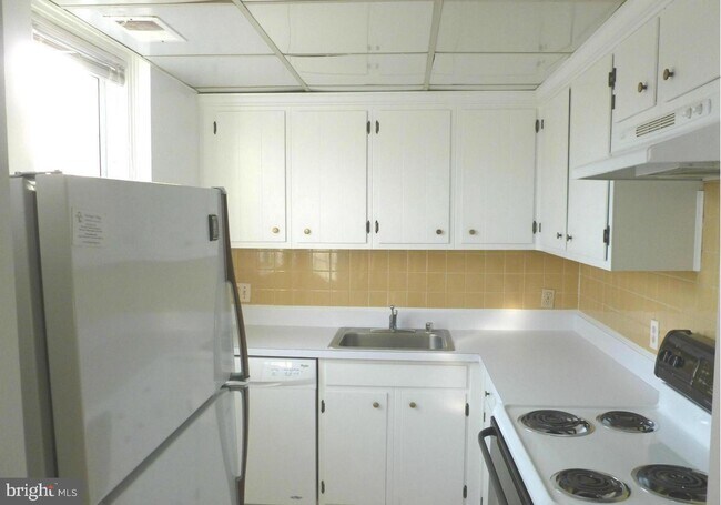 Foto del edificio - 4608 31st Rd S