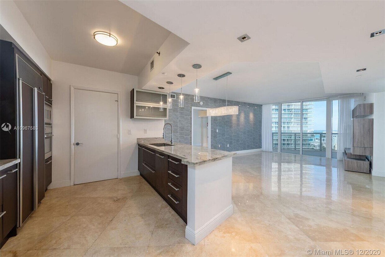 400 Alton Rd Unit PH2509, Miami Beach, FL 33139 Condo for Rent in