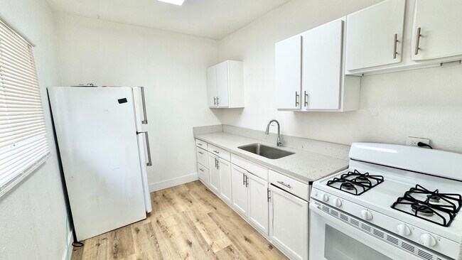 Foto del edificio - 410 Witmer St