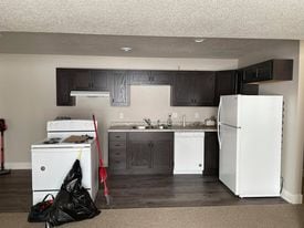 Primary Photo - 1404 4th Ave SW