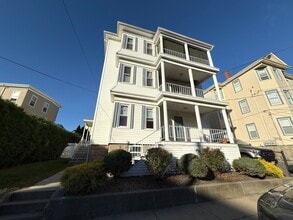Building Photo - 36 Palmer St