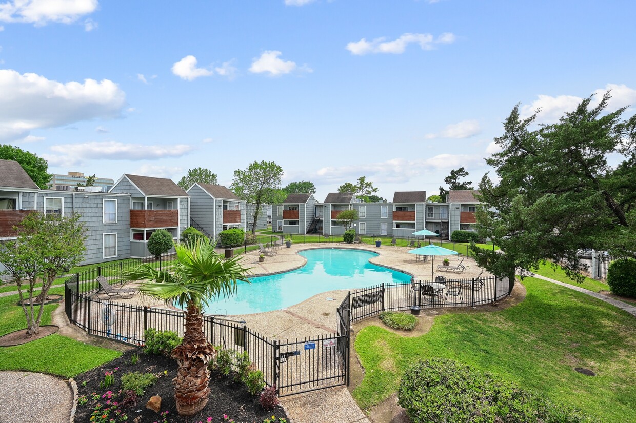 Piscina - The Montclair