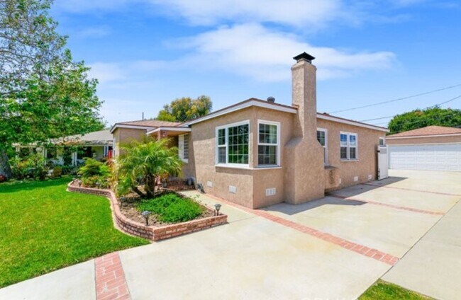 Foto del edificio - 6253 W 83rd Pl