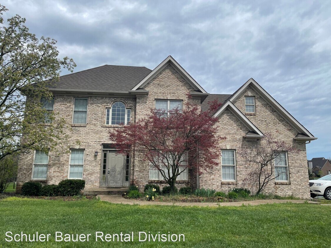 5 br, 4 bath House 3045 Wolf Lake Blvd. House Rental in New Albany