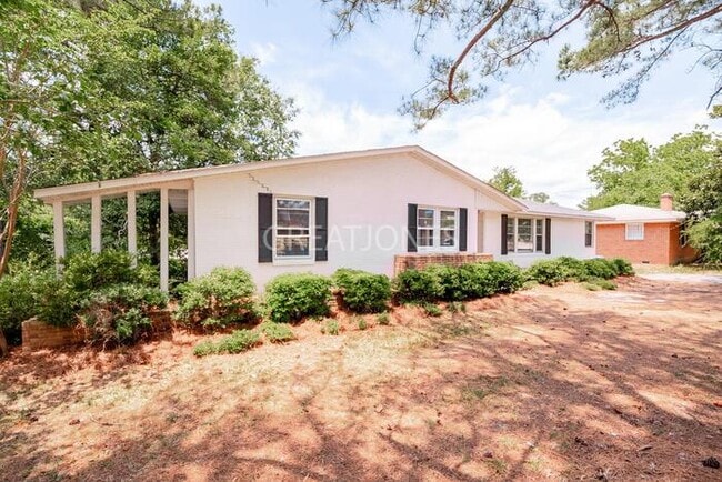 Building Photo - 3023 Pine Belt Rd