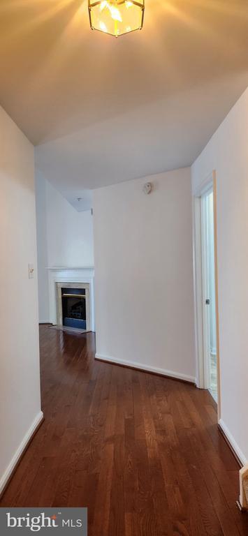 Building Photo - 9150 Gracious End Ct