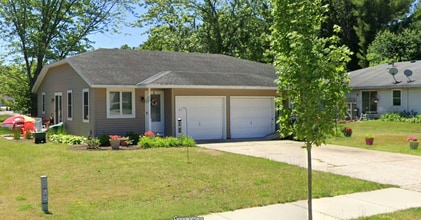 Building Photo - 528-530 W 30th St