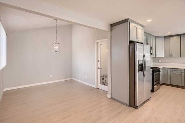 Building Photo - 12538 Robison Blvd, Poway, CA, 92064
