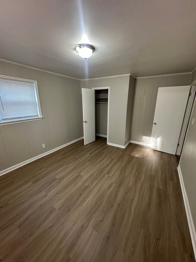 Foto del edificio - 525 N Graham Ave