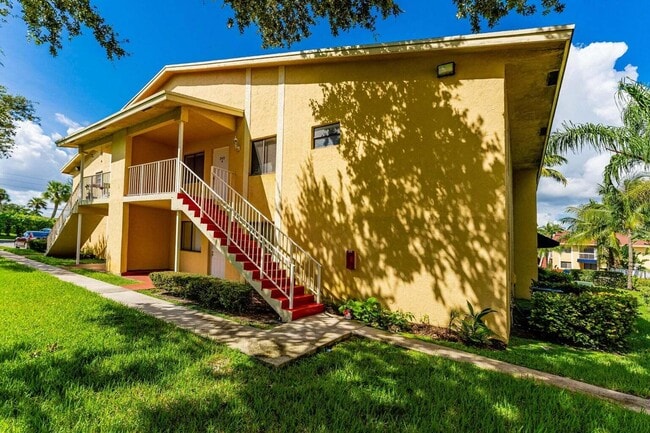 Foto del edificio - 6063 10th Ave N