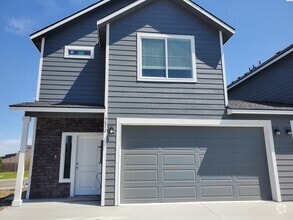 Building Photo - 5872 W 41st Ave