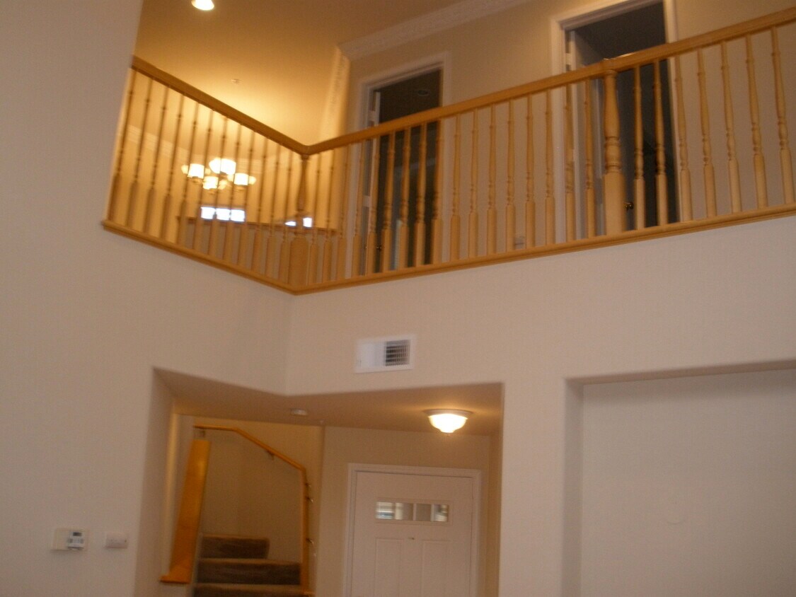 Primary Photo - 1120 Cobblestone St