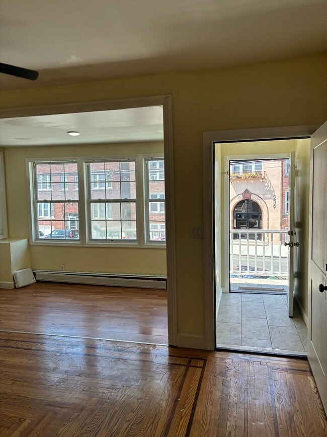 Building Photo - 244 Fowler Ave