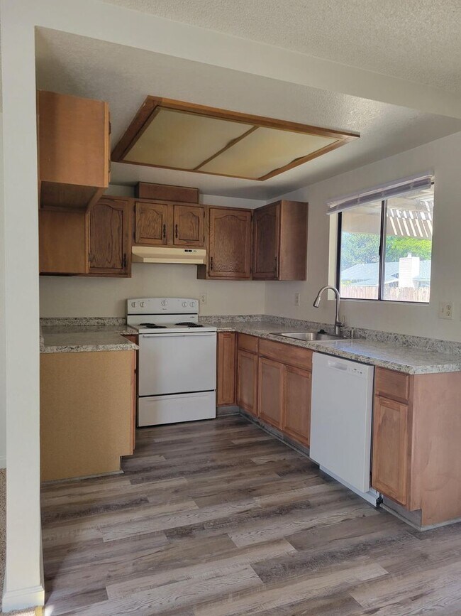 Building Photo - Remolded Four bedroom two bath home