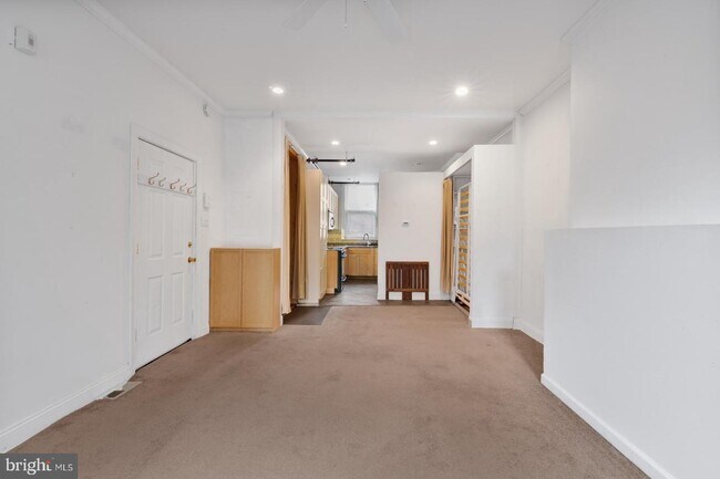 Building Photo - 1341 Lombard St