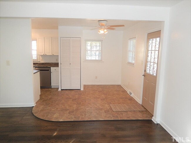 Building Photo - 633 Shannon Dr