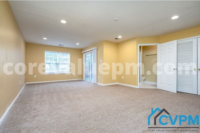Building Photo - 1023 Railbed Dr