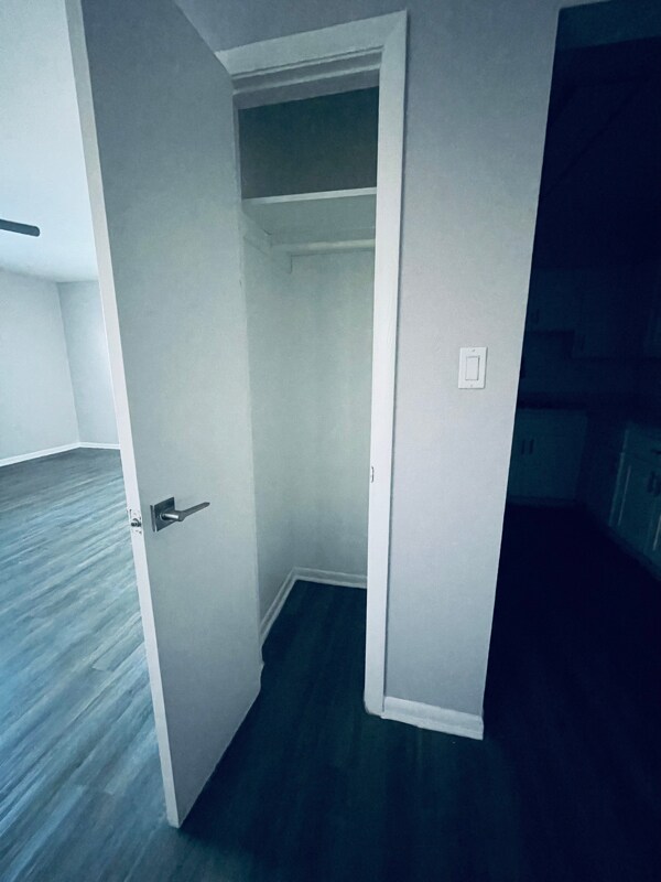 Foto del edificio - 13214 Bunn Cir