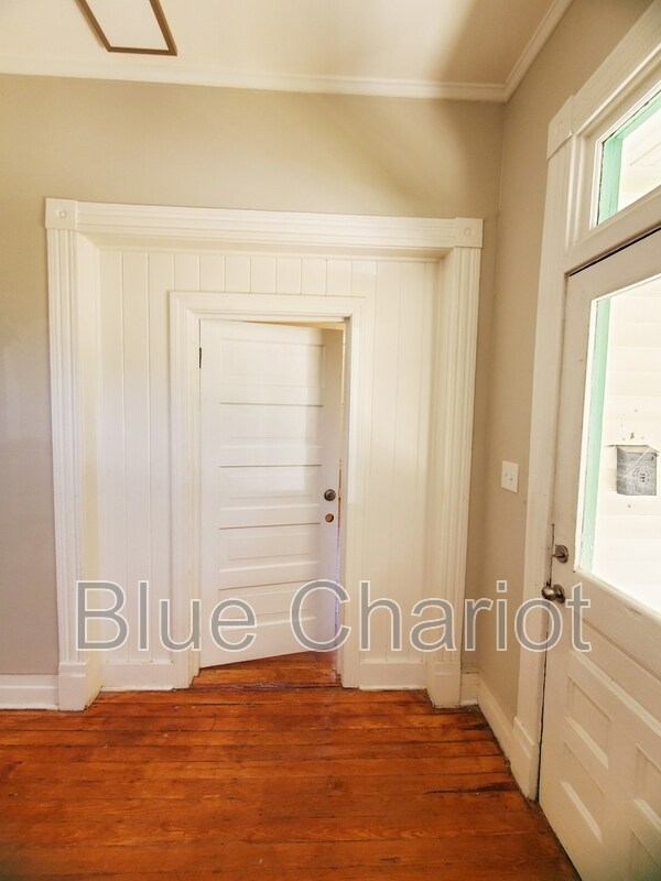 Foto del edificio - 303 Broad St W