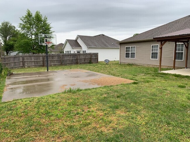 Foto del edificio - COMING SOON: Beautiful 3 bed/2 bath home l...