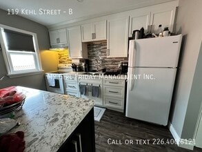 Building Photo - 119 Kehl St