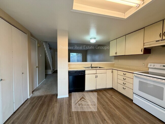 Foto del edificio - 1751 Shenandoah Dr