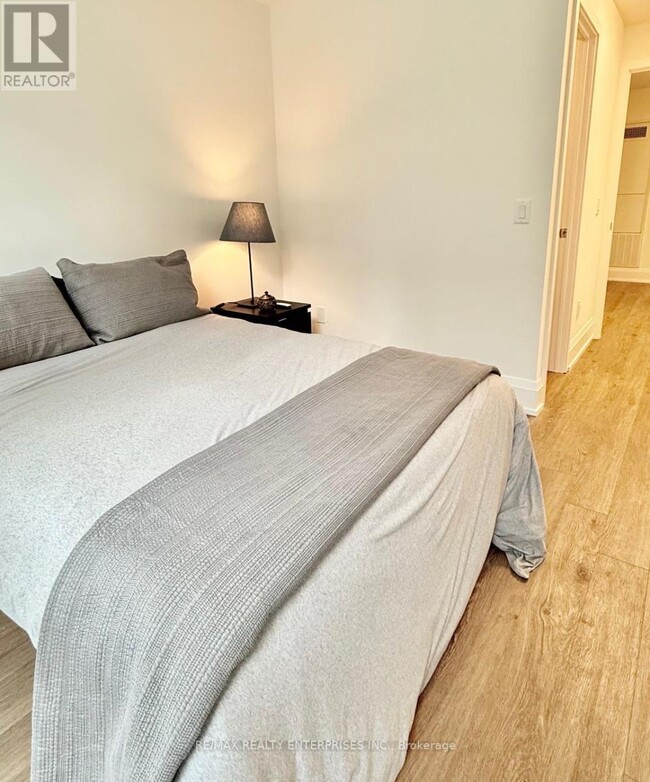 Building Photo - 89 Church St