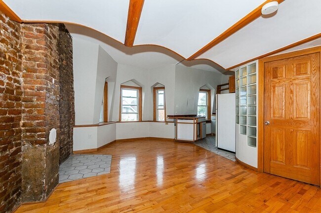 Foto del edificio - 11 Savin Hill Ave