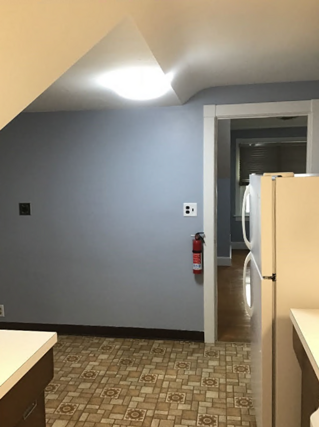Foto del edificio - 334 Norland Ave