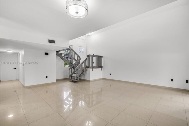 Foto del edificio - 9940 SW 136th Ct