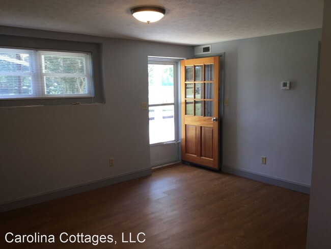 Building Photo - 1 br, 2 bath House - 710 Duncan Road, Apt. A