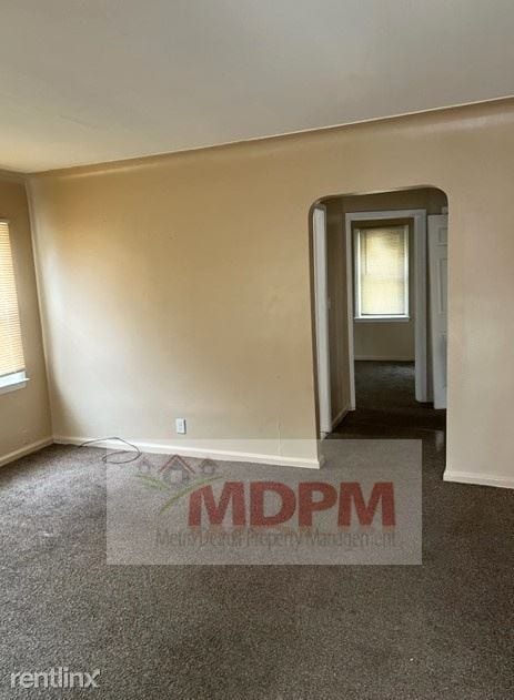 Building Photo - 3 br, 1 bath House - 20234 Hickory St
