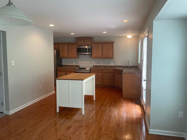 Foto del edificio - 272 Broadstone Dr