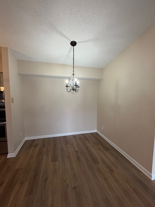 breakfast room - 533 Aspen Glen Dr