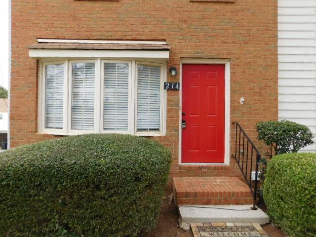 Foto del edificio - 214 High Creek Dr