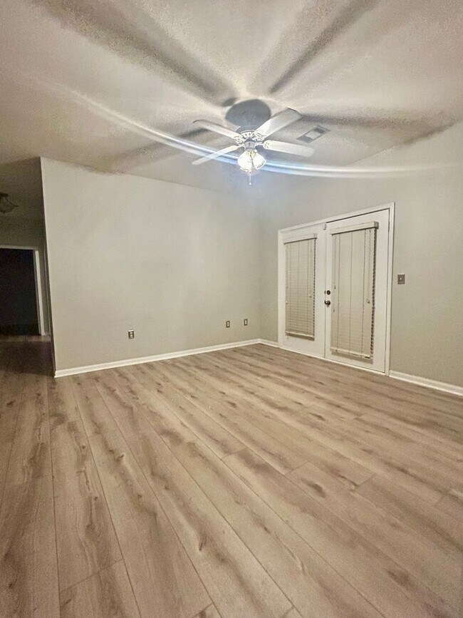 Foto del edificio - Condo in Auburn