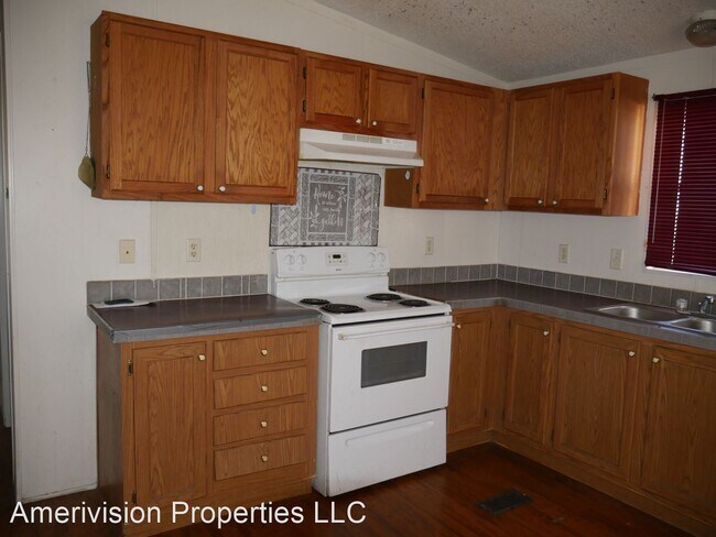 Building Photo - 3 br, 2 bath House - 6031 Pleasant Meadow
