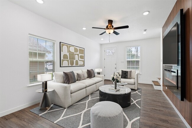 Foto del edificio - 8001 Talton St