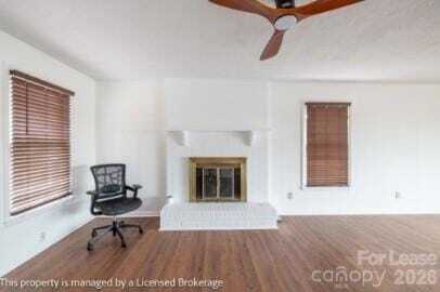 Building Photo - 418 Fiddlers Ghost Cir