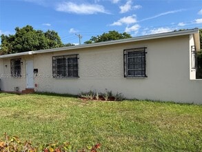 Building Photo - 11601 Pinkston Dr