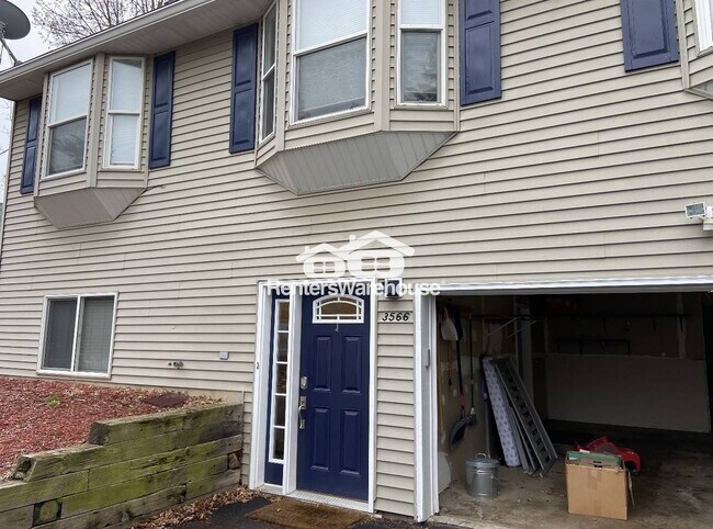 Building Photo - 3566 Granada Ave N