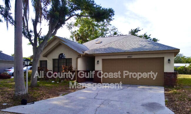 Foto del edificio - 4907 82nd Pl E