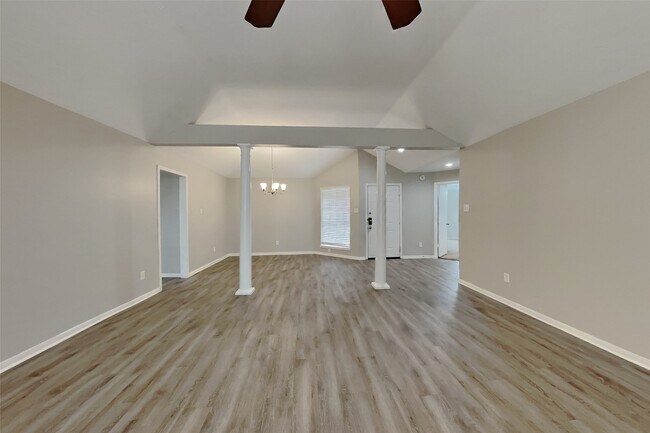 Building Photo - 17514 Hamilwood Dr