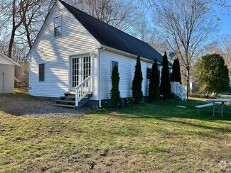 Building Photo - 82 Moodus Leesville Rd
