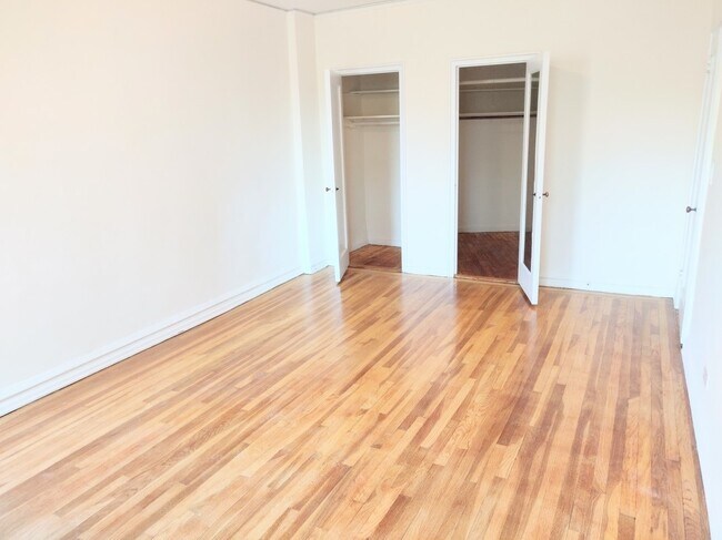 Building Photo - 511 W 232nd St